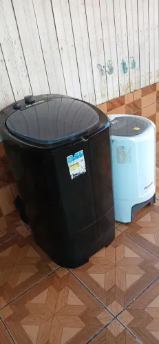 Vendo máquina e centrifuga semi novo