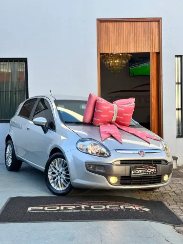 Fiat Punto Essence 1.6 Flex 16V 5P 2014