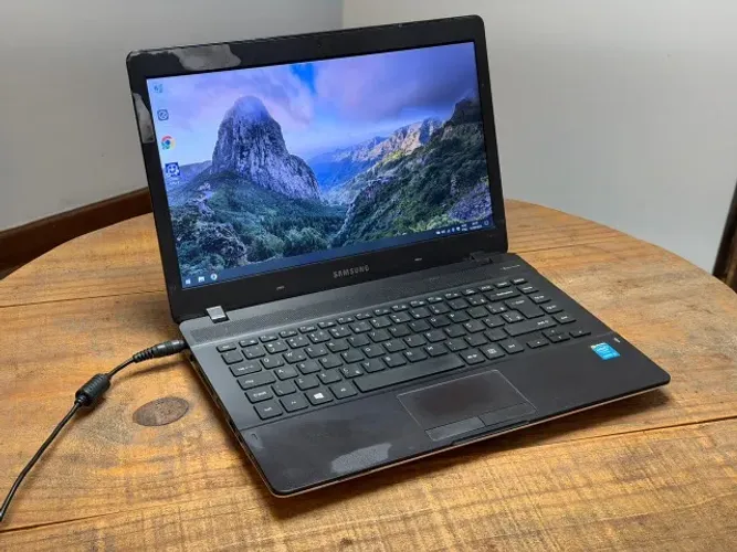 Notebook Samsung i5 5200u+8gb+240gb ssd