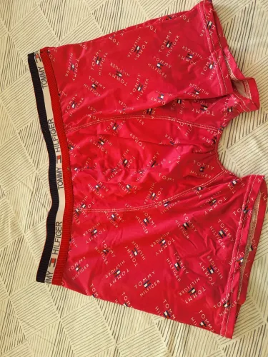 Cueca tommy rosa