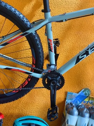 Bicicleta Sense FUN EVO 29 MTB 2x9 Alívio Shimano Freio a disco 