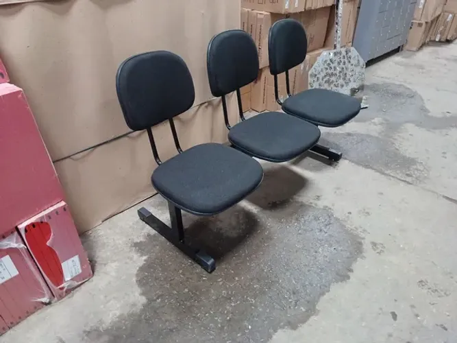 Cadeira longarina de 3 lugares para igrejas e recepção( só novas )