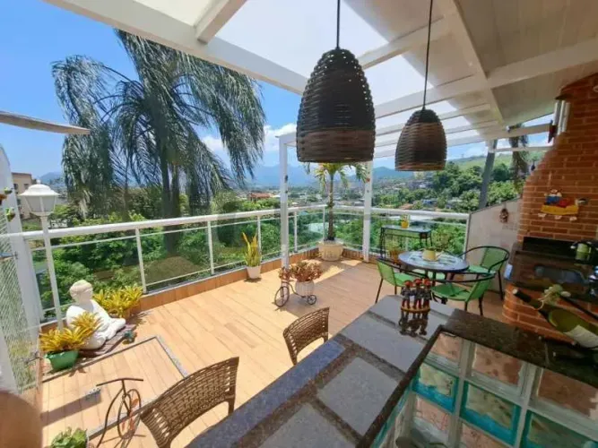 Casa em Condomínio - / Residencial / Tanque