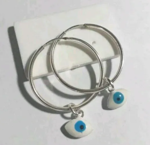 BRINCO ARGOLA COM PINGENTE OLHO GREGO