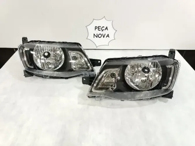 Par Farol Kwid 2017 2018 2019 2020 A 2022 Tyc
