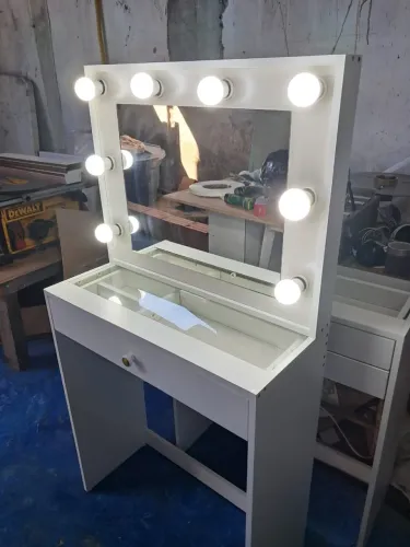 Penteadeira Camarim Produto novo de fábrica 100% MDF