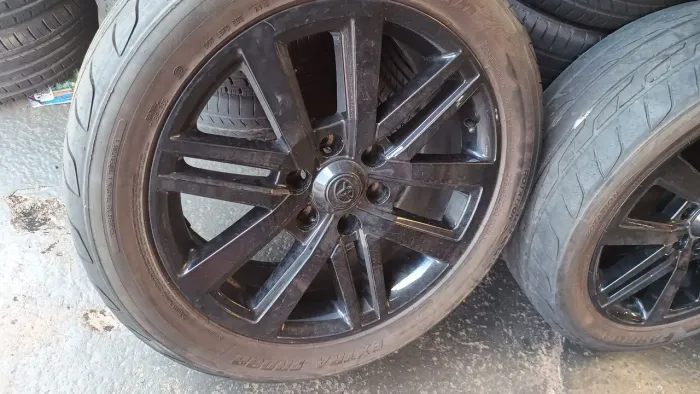 Rodas 20" Hilux