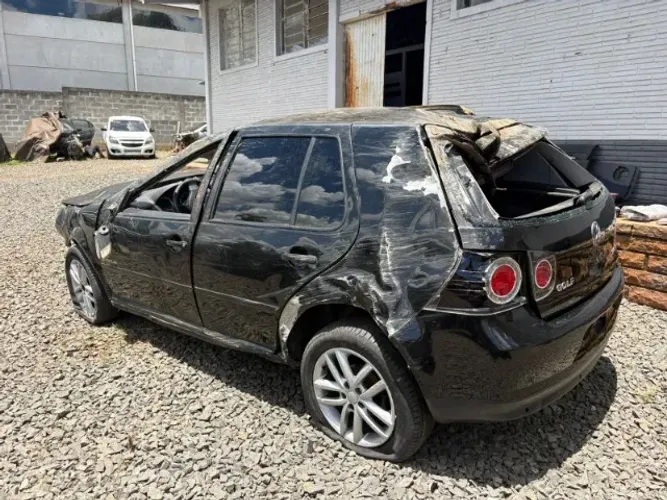 PEÇAS VW GOLF 2.0 AUTOMATICO CONFORTLINE 2011 SUCATA