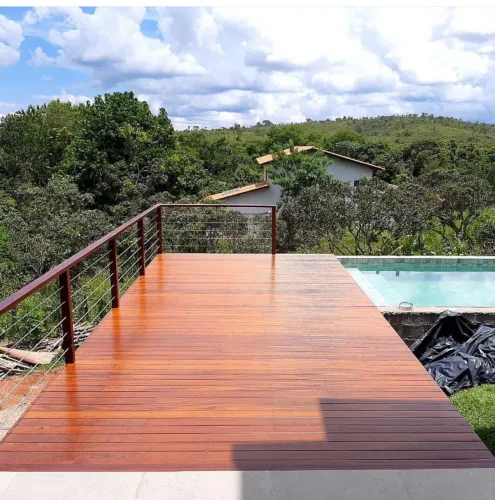 Deck de madeira 