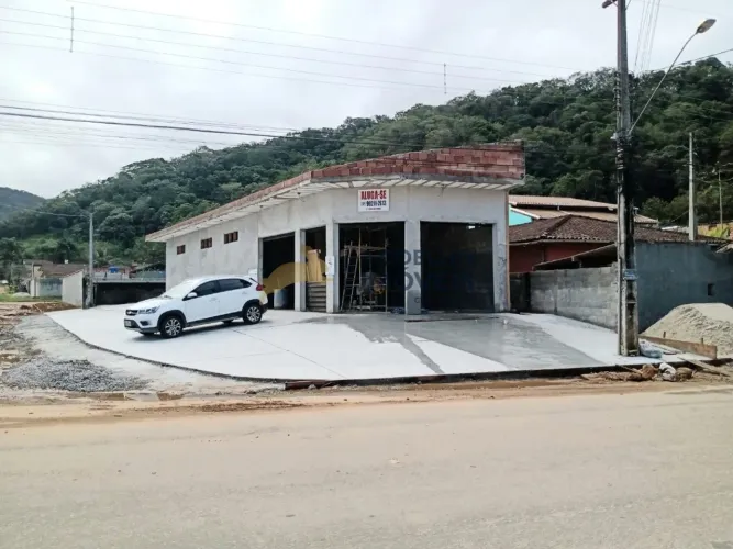 Excelente ponto comercial a venda em Ubatuba.