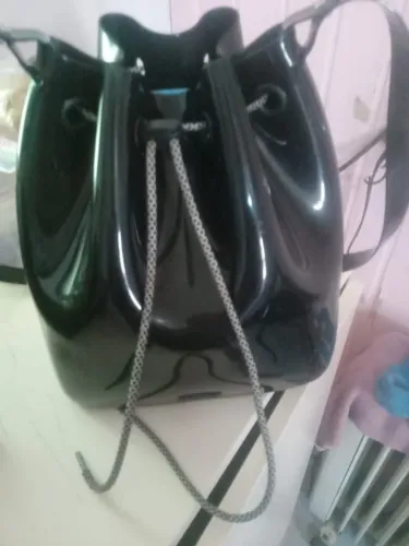 Bolsa preta impecável praia estilo melisss faça ? faça sol ?