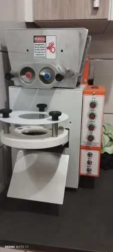 Máquina de salgados compacta print 
