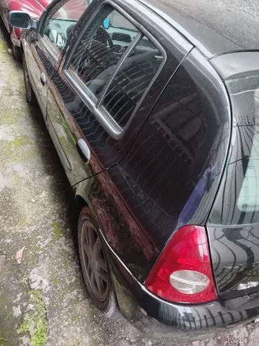 Renault Clio Campus Hi-flex 1.0 16V 5P 2010