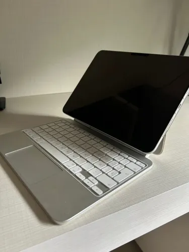 ACEITO TROCA iPad M4 Pro 11, sem defeitos 