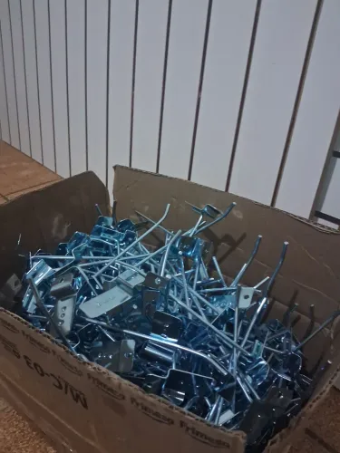 Ganchos para painel canaletado expositor para lojas 