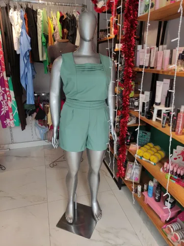 Manequim plus size
