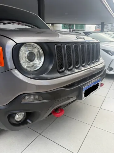 Renegade diesel 2018trailhak abaixo da fipe