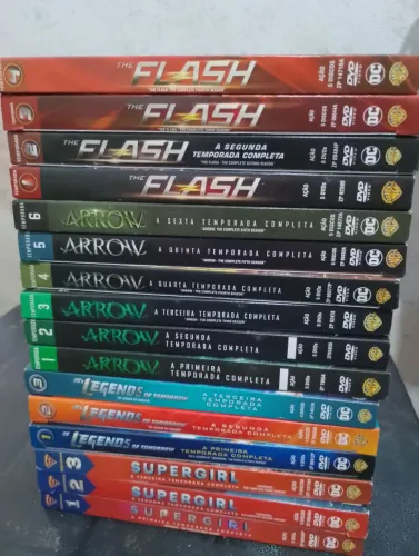 Lote dvd séries da DC 
