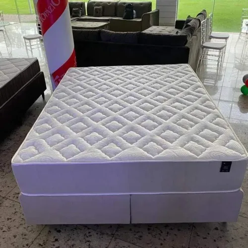 Cama Queen box e colchão