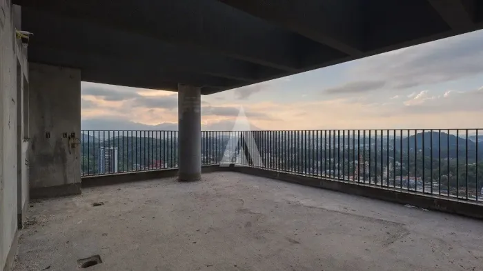 Cobertura com 4 suíte(s) à venda no bairro ATIRADORES em JOINVILLE, por R$ 9.500.000.00.