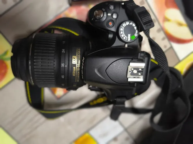 Câmera Nikon D3200 com Lente 18-55mm