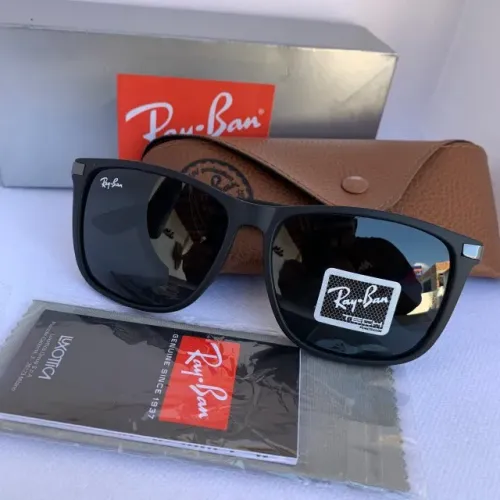Óculos Ray Ban E330