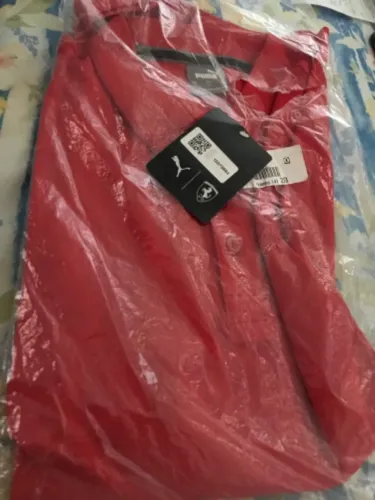 Oportunidade Liquidação  Polo Puma Ferrari GG NOVA, Cor Rosso Corsa, Oficial Ferrari F1. 