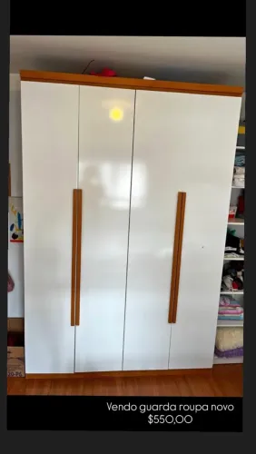 Guarda roupa novo