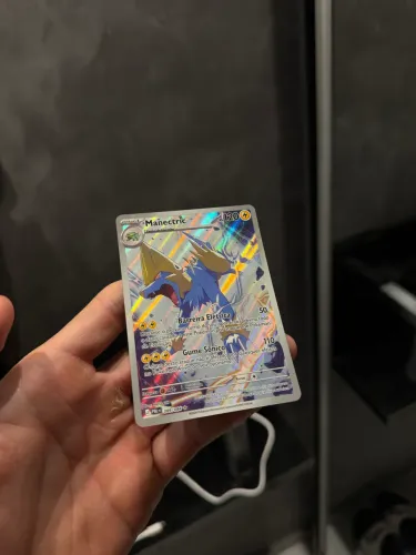 Manectric (089/084) de raridade Ilustração Rara da expansão Escuridão Absoluta do Pokémon