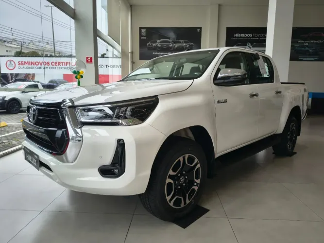 Toyota Hilux CD SRV 4X4 2.8 TDI Diesel Aut. 2026