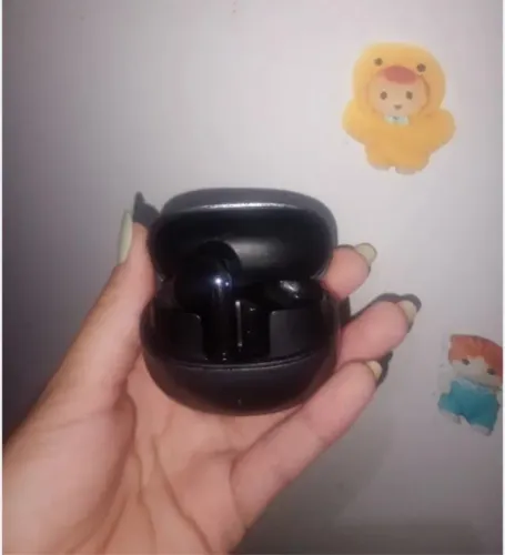 QCY Melobuds Pro *apenas o lado esquerdo* (comprei por 270,00 e preciso ter lucro dele)