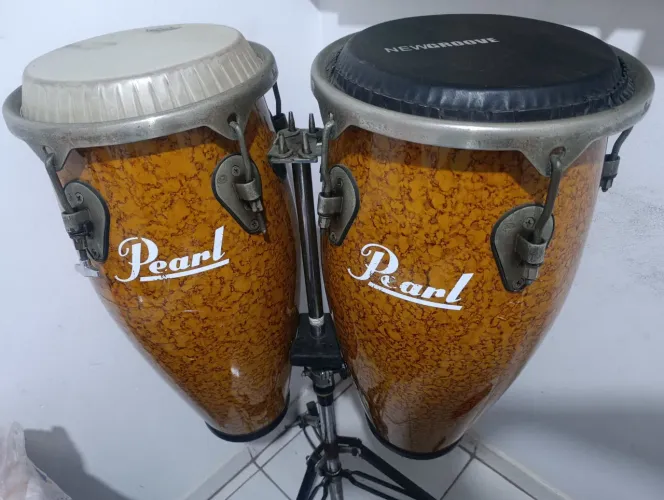 Congas