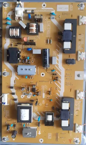 Vendo placa de alimentação de TV ótimo estado Panasonic