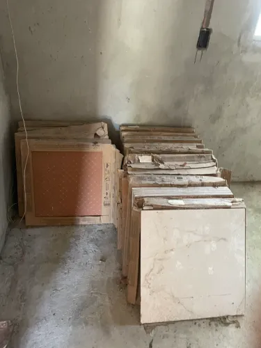 Vendo semi porcelanato 54x54