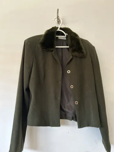 vende- se roupa