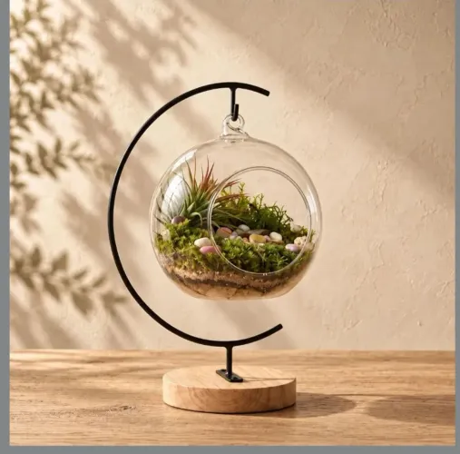 Terrário com base de ferro