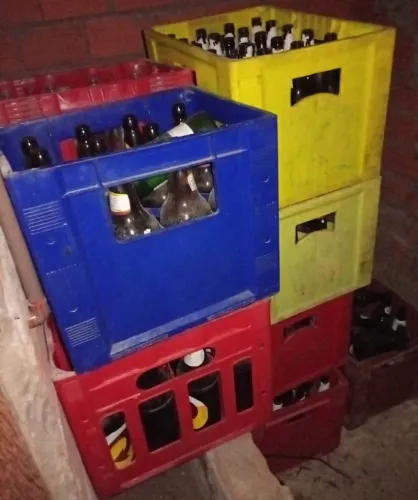 Caixas de cervejas e vasilhames