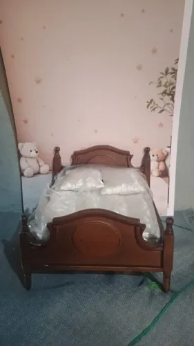 Kit Miniaturas Casa Vitoriana Planeta DeAgostini - Cama E Sofá 1:12