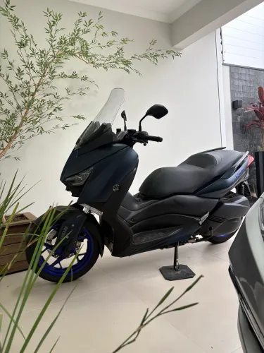 XMax 250 ABS