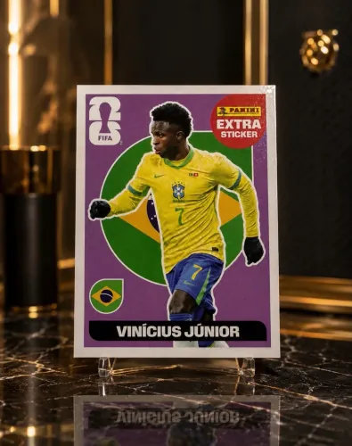 Figurinha Legend Vini Jr Bordô / Roxa