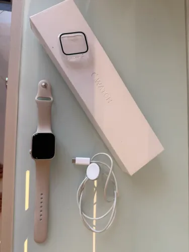 Apple Watch series 8 45mm GPS