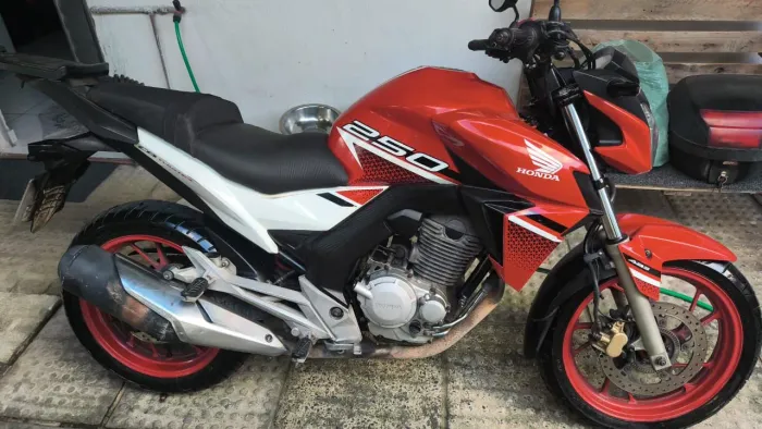 Twister 2022 com ABS
