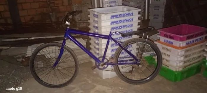 Vende-bike montadinha estilo sp, boa pra dar grau, e o quadro é de alta qualidade.