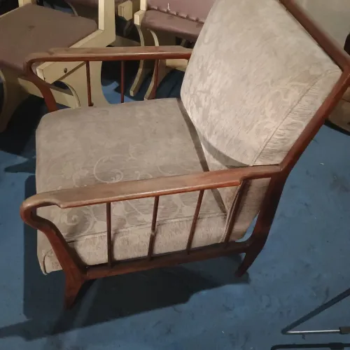 Poltrona anos 60 caviúna