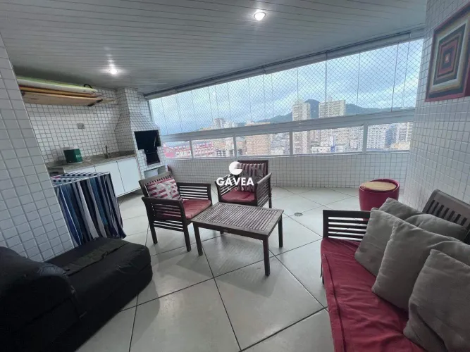 Apartamento para aluguel no Guilhermina em Praia Grande.