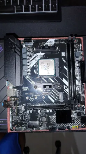 Kit RYZEN 5 2600 + A320M MANCER NOVA