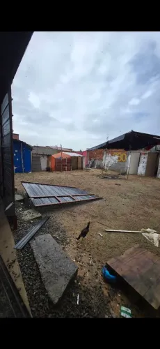 TERRENO 15X5 SE QUISER COMPRAR O RESTANTE NEGOCIAMOS