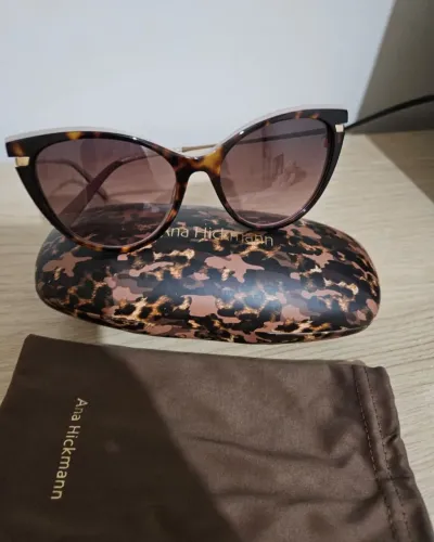 Vendo óculos sol original Ana Hickmann,rosê com estampa de onça,sem uso