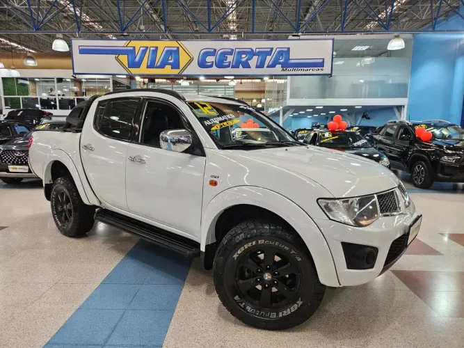 Mitsubishi L200 Triton HPE 3.5 CD V6 24V Flex Aut. 2012