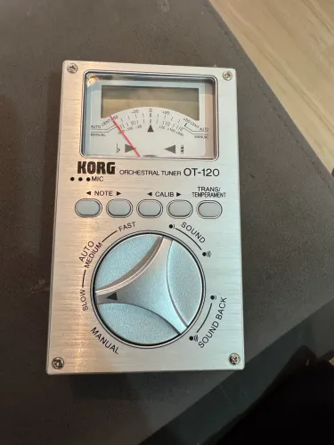 Afinador orquestral Korg OT 120